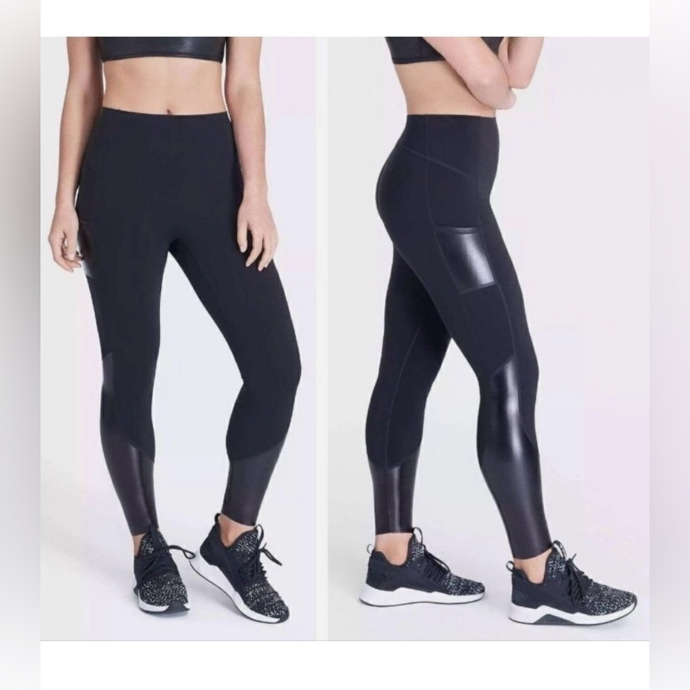 SPANX Gloss Pocket Panel Every Wear Active Leggings Very Black